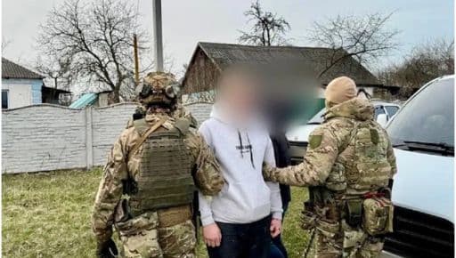 Присвоював донати для захисників: у Харкові СБУ викрила псевдоволонтера, який наживався на фейкових зборах для ЗСУ